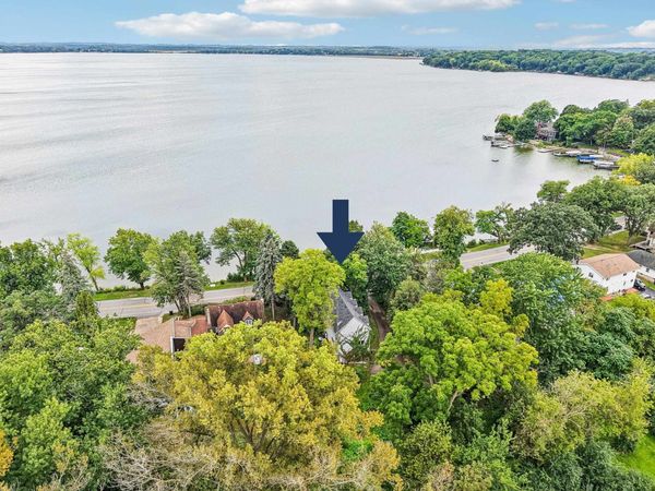 W7952 County Road B, Lake Mills, WI 53551