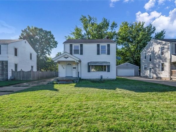 2140 Garfield Boulevard , Lorain, OH 44052