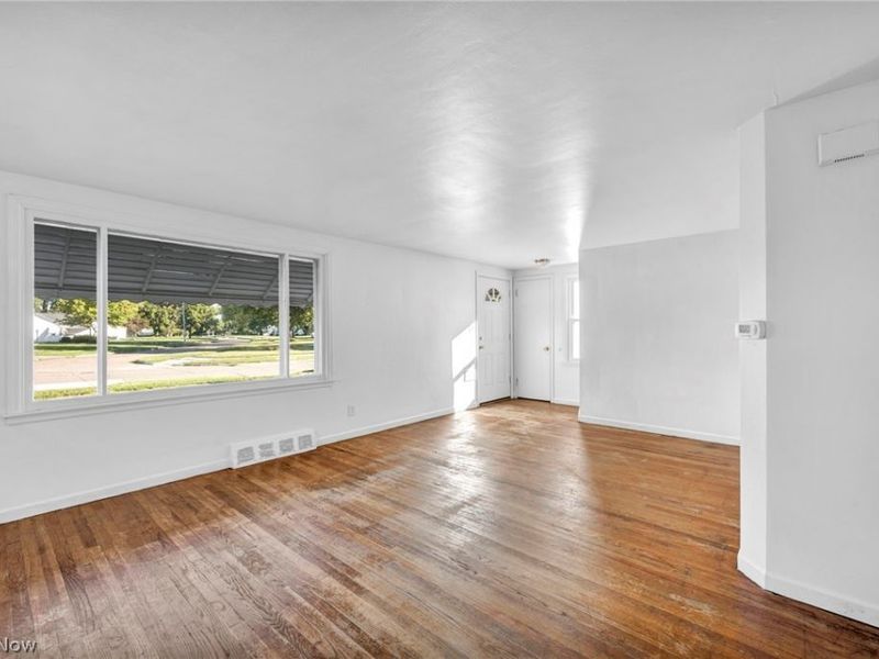 2140 Garfield Boulevard, Lorain, OH 44052 Photo 12