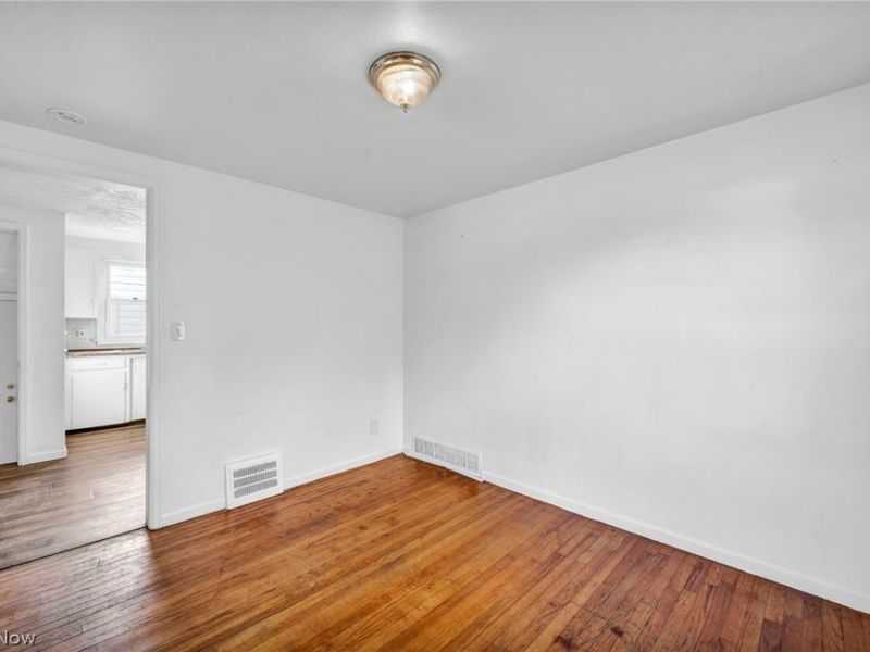2140 Garfield Boulevard, Lorain, OH 44052 Photo 13