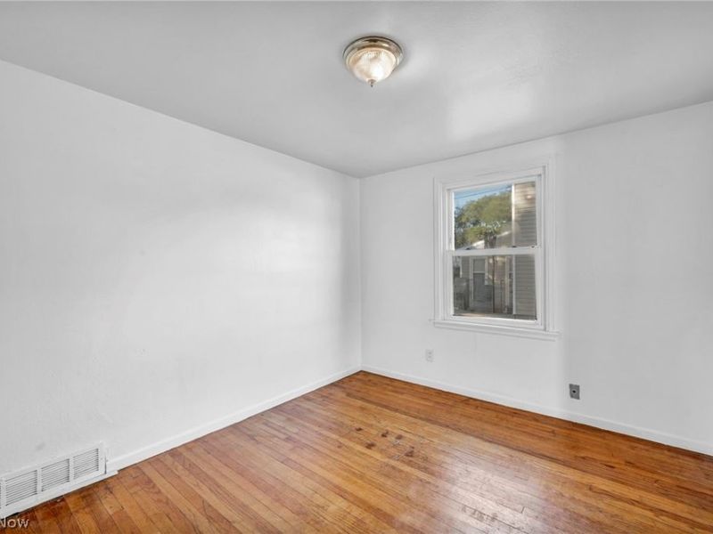 2140 Garfield Boulevard, Lorain, OH 44052 Photo 14