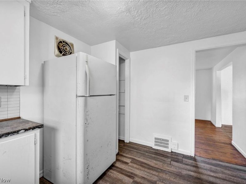 2140 Garfield Boulevard, Lorain, OH 44052 Photo 20