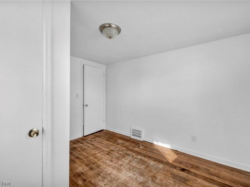 2140 Garfield Boulevard, Lorain, OH 44052 Photo 24