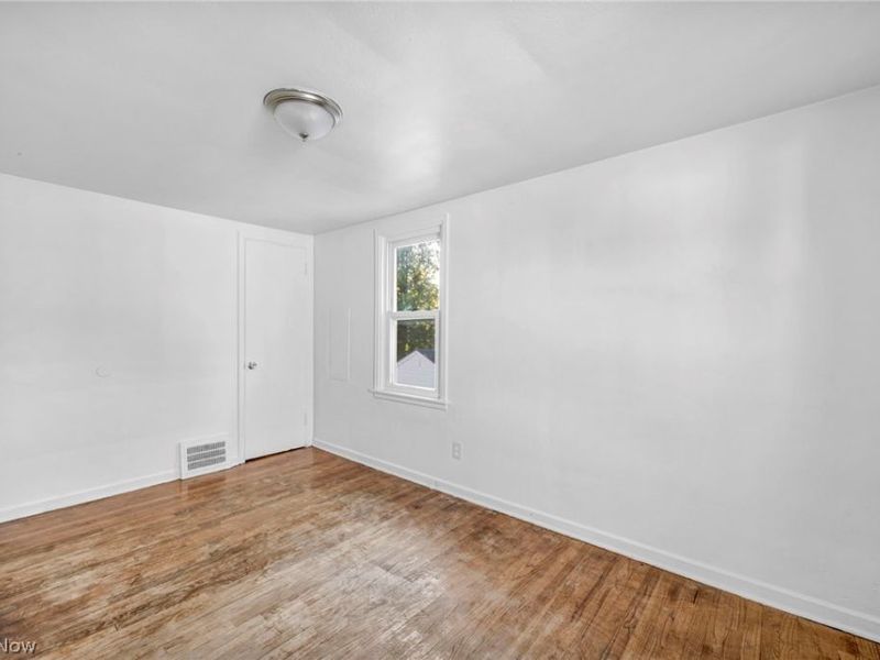 2140 Garfield Boulevard, Lorain, OH 44052 Photo 29