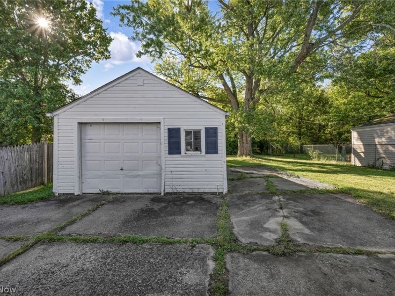 2140 Garfield Boulevard, Lorain, OH 44052 Photo 41