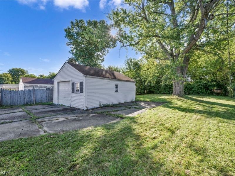 2140 Garfield Boulevard, Lorain, OH 44052 Photo 42