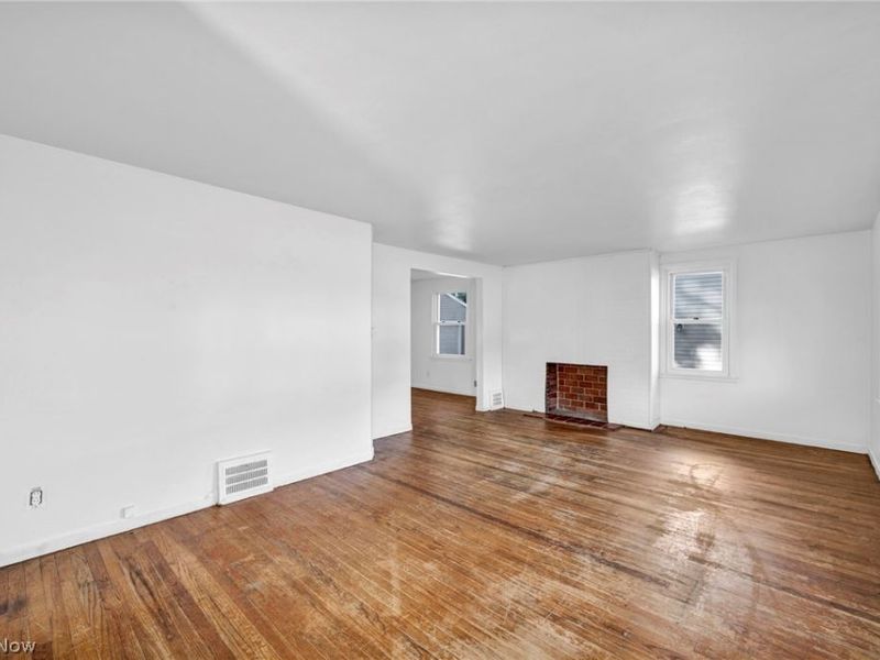 2140 Garfield Boulevard, Lorain, OH 44052 Photo 8