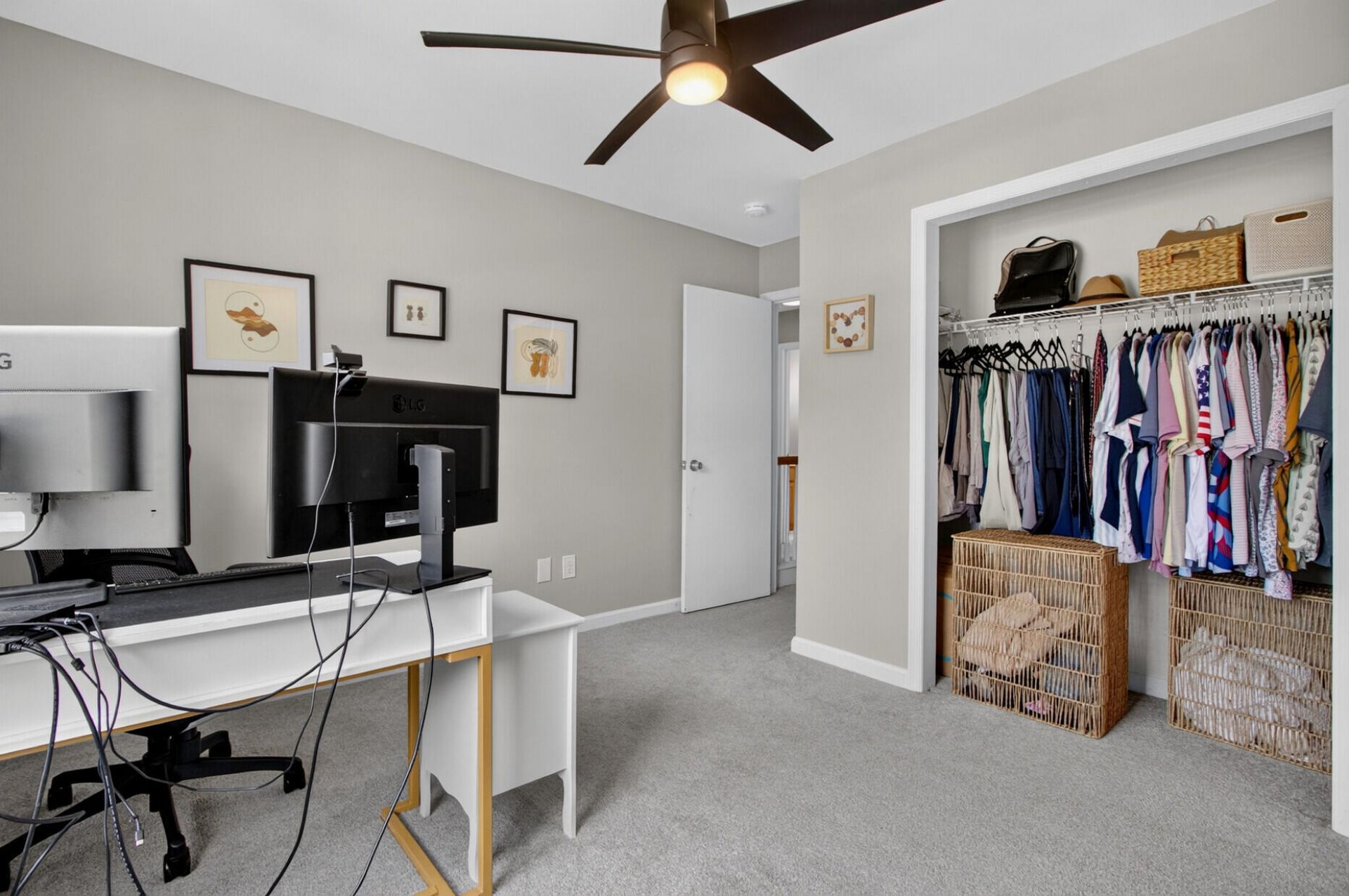 239 Lytham Court Photo 33