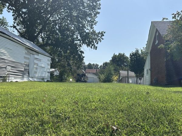 1222 Lind Street, Quincy, IL 62301