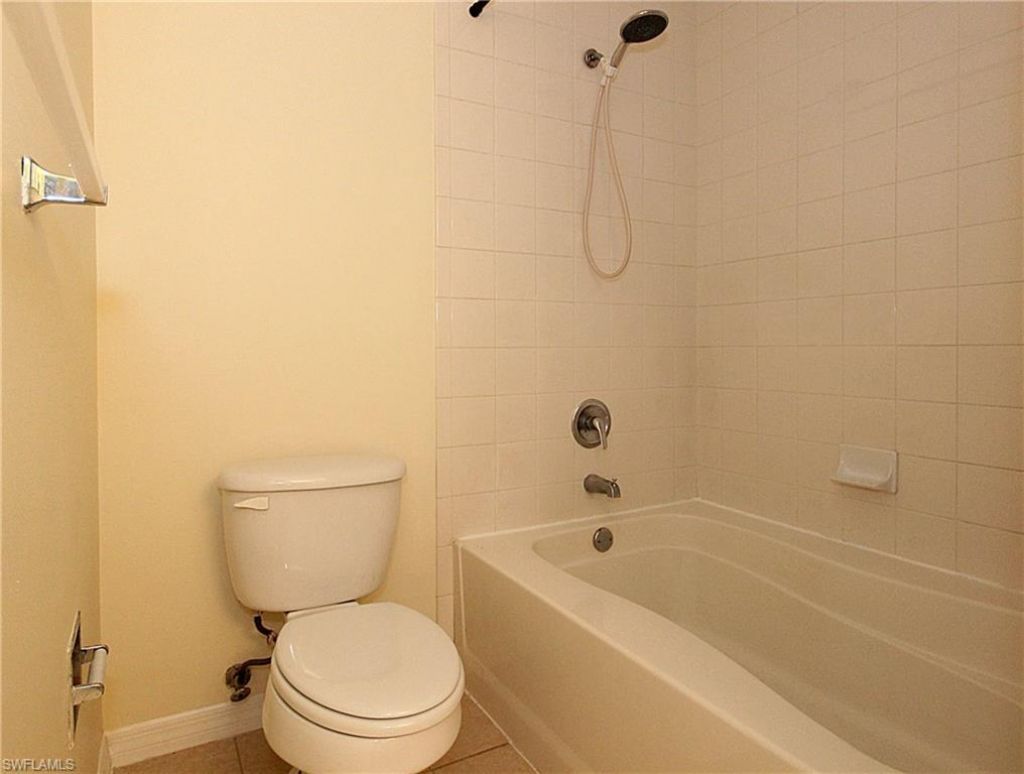 1160 Reserve Way, Unit 305, Naples, FL 34105 Photo