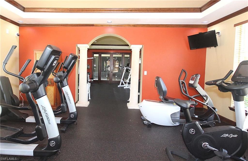 1160 Reserve Way, Unit 305, Naples, FL 34105 Photo