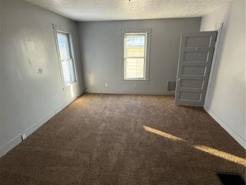 2054 W 83rd Street, Cleveland, OH 44102 Photo 4