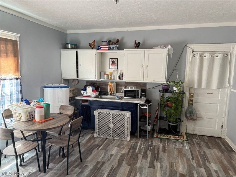 2054 W 83rd Street, Cleveland, OH 44102 Photo 8