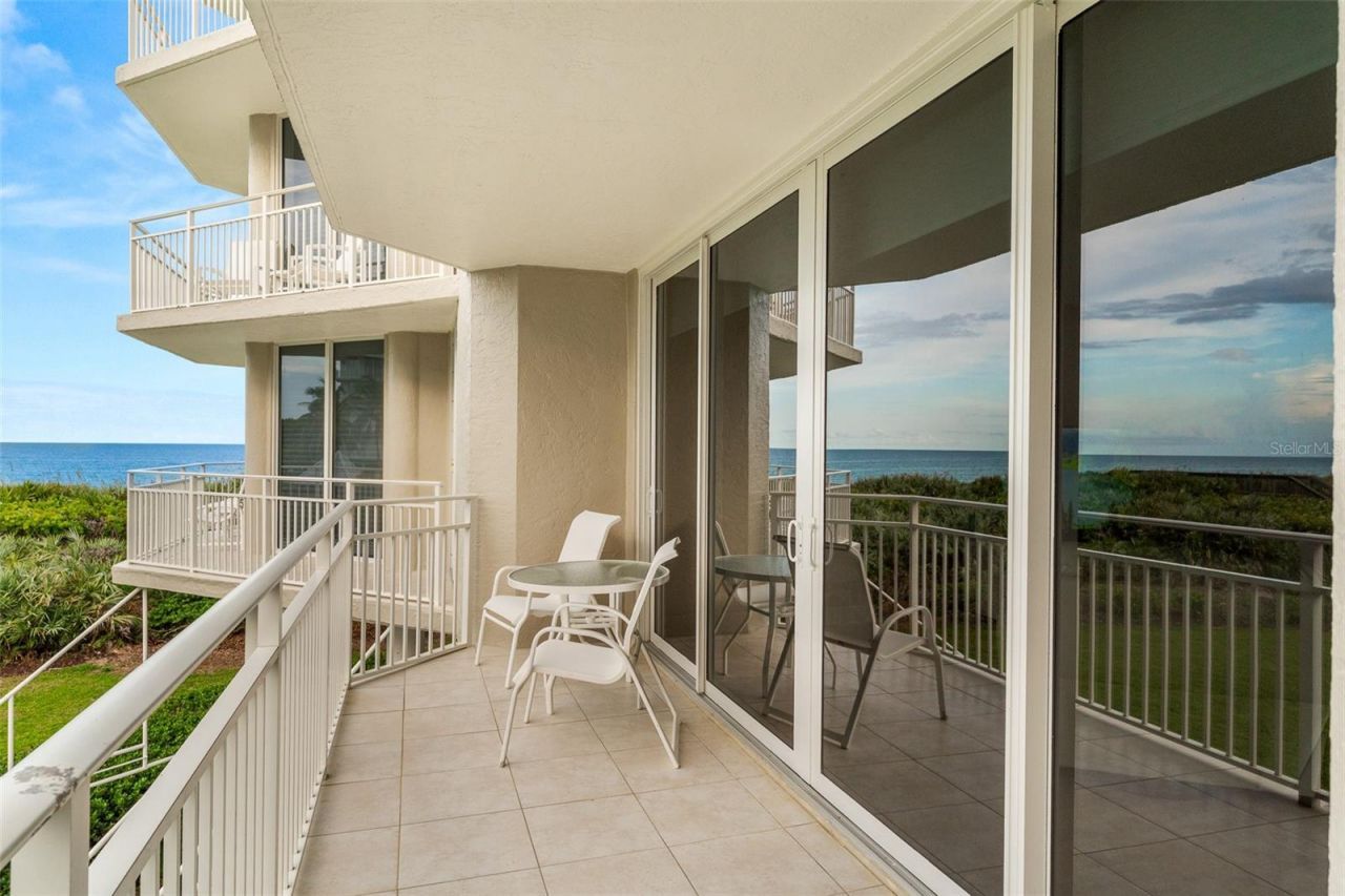 579 NE Plantation Road , Unit S108, Stuart, FL 34996 Photo