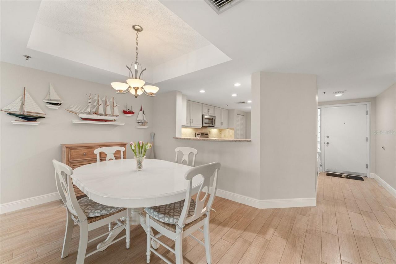 579 NE Plantation Road , Unit S108, Stuart, FL 34996 Photo