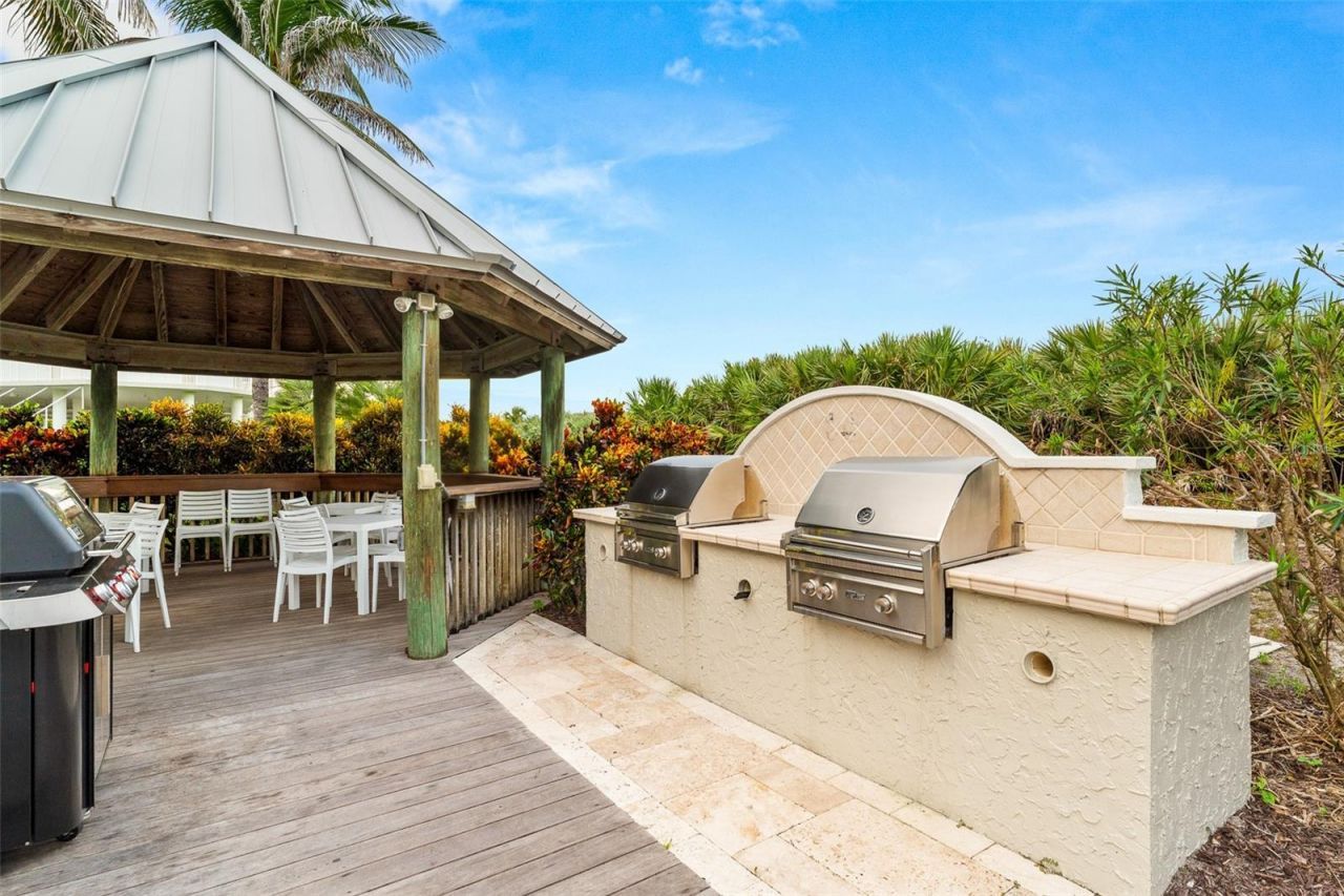 579 NE Plantation Road , Unit S108, Stuart, FL 34996 Photo