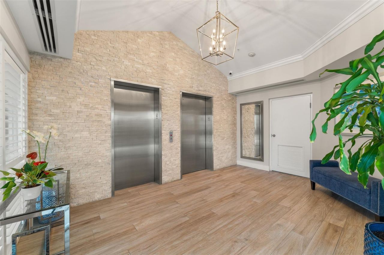 579 NE Plantation Road , Unit S108, Stuart, FL 34996 Photo