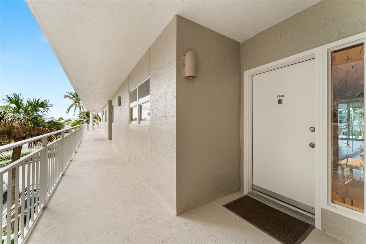579 NE Plantation Road , Unit S108, Stuart, FL 34996 Photo