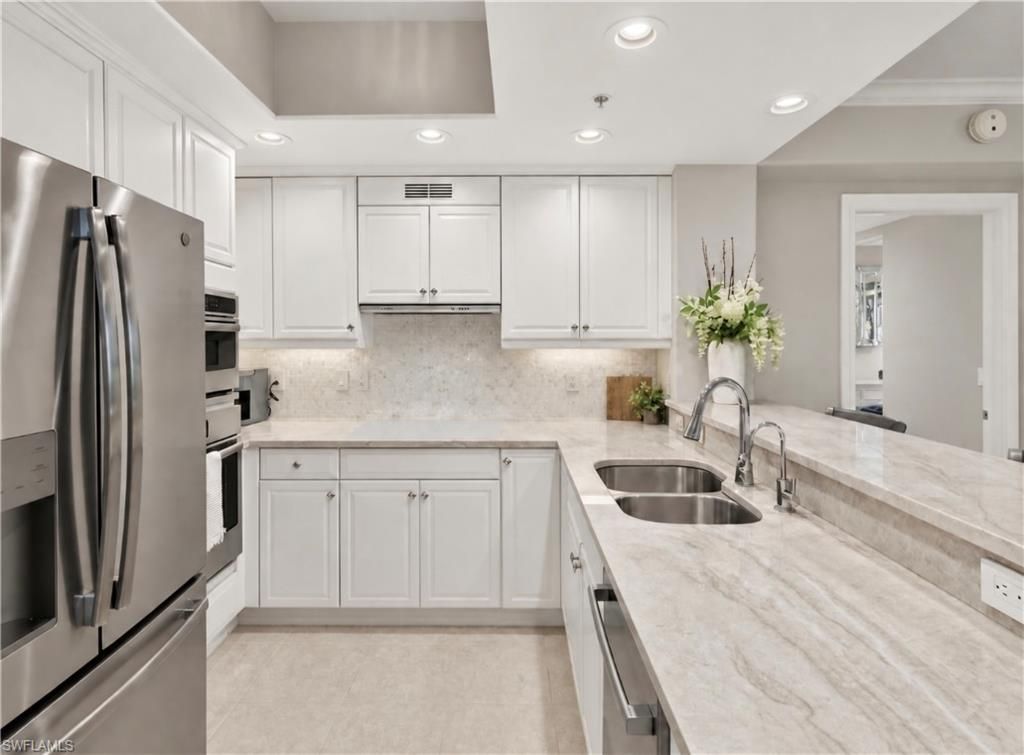 2748 Tiburon Blvd E, Unit 106, Naples, FL 34109 Photo