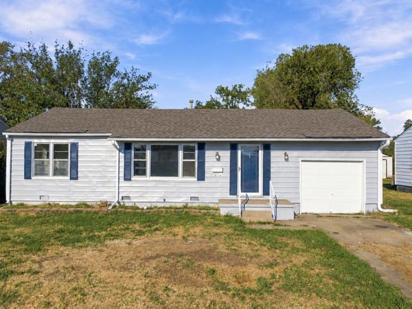 906 N Birch Street, Owasso, OK 74055
