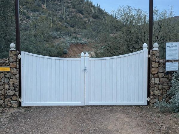 32050 S Lisa Drive, Black Canyon City, AZ 85324