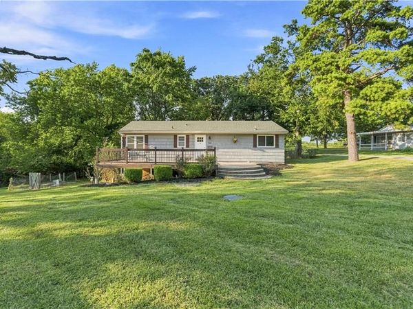 5600 Topping Avenue, Kansas City, MO 64129