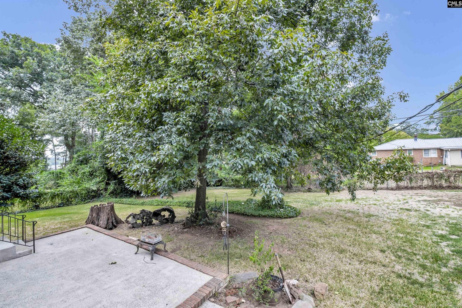 561 Innsbrook Drive  Photo 10