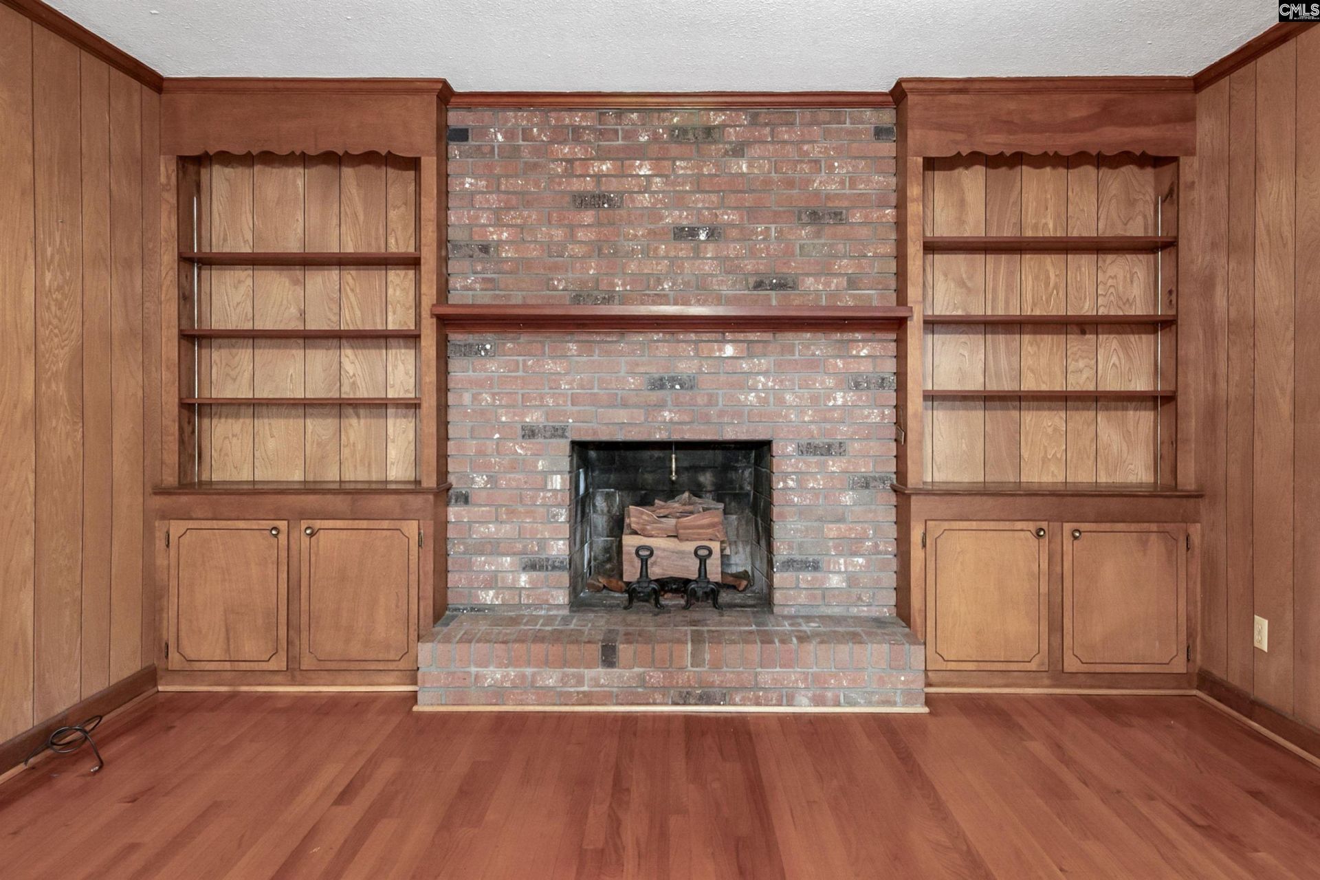 561 Innsbrook Drive  Photo 21