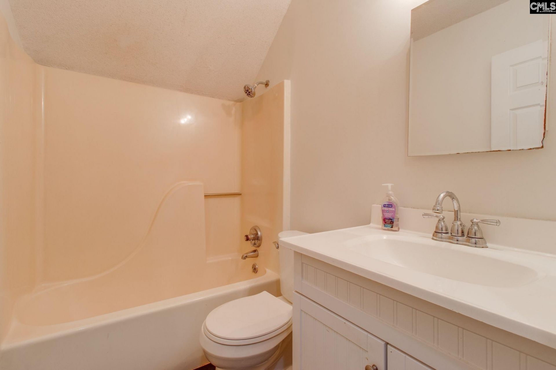 202 Fox Lake Drive Photo 33