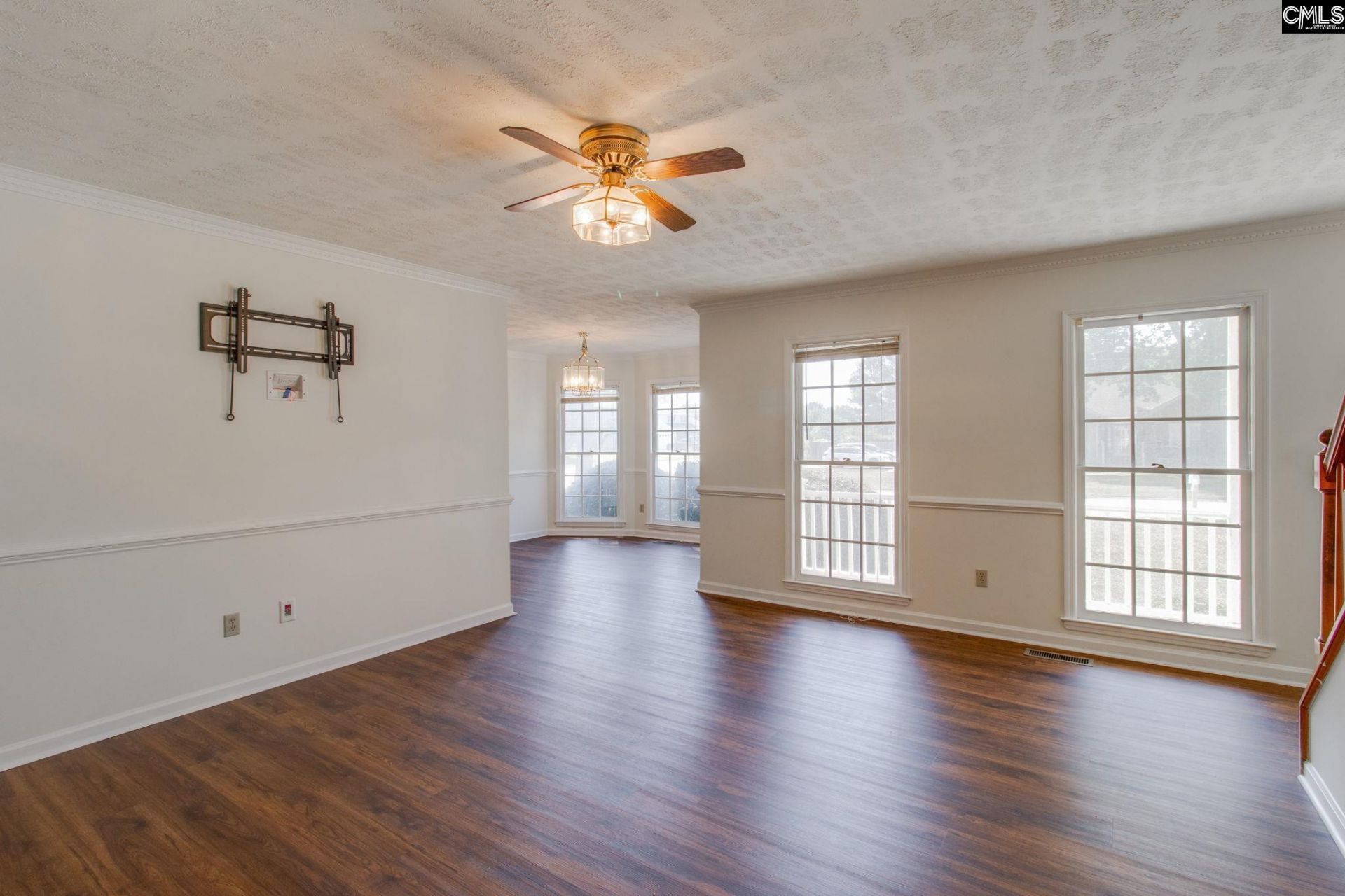202 Fox Lake Drive Photo 8