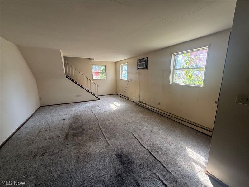 952 N Highland Avenue, Girard, OH 44420 Photo 3