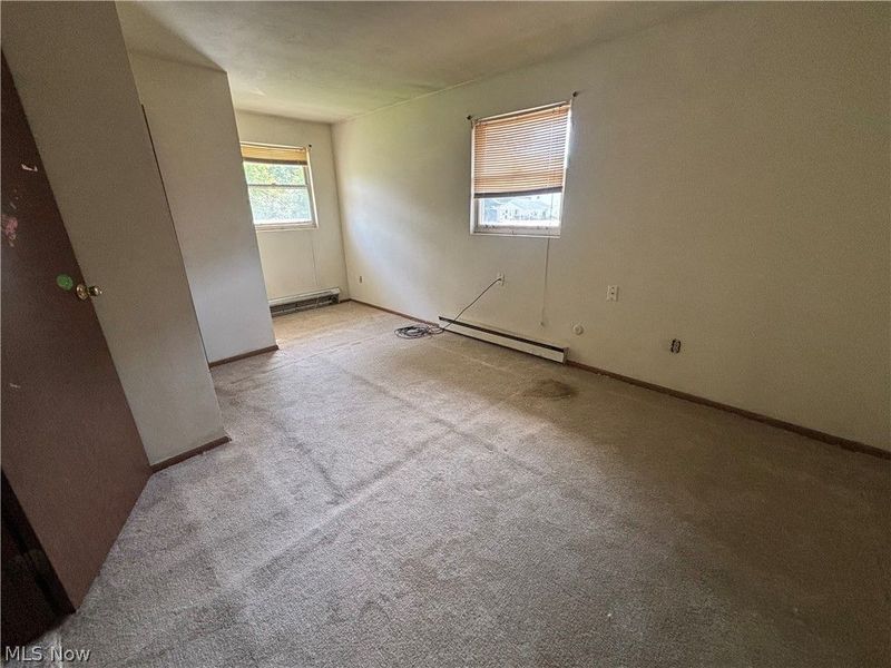 952 N Highland Avenue, Girard, OH 44420 Photo 9