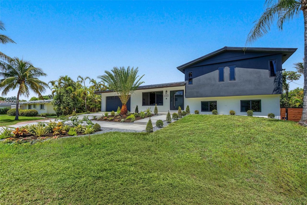 7475 SW 134th St , Pinecrest, FL 33156 Photo