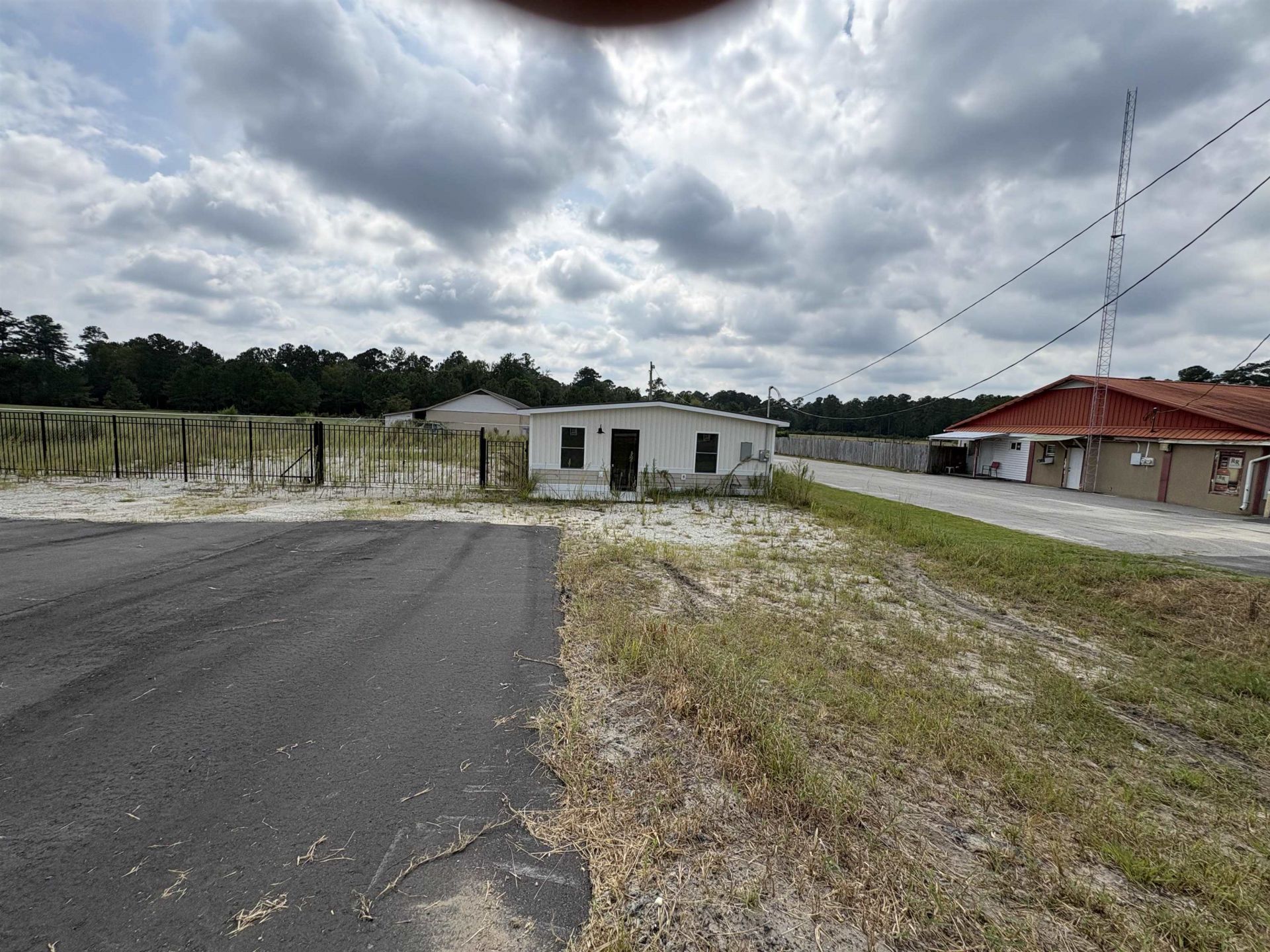 1046 Highway 9 Business E  Photo 16