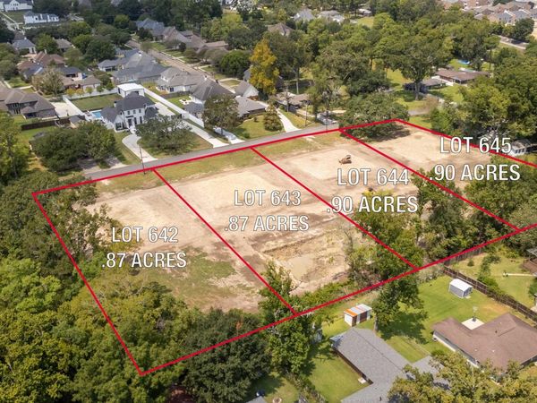 4645 Floynell Dr, Saint George, LA 70809
