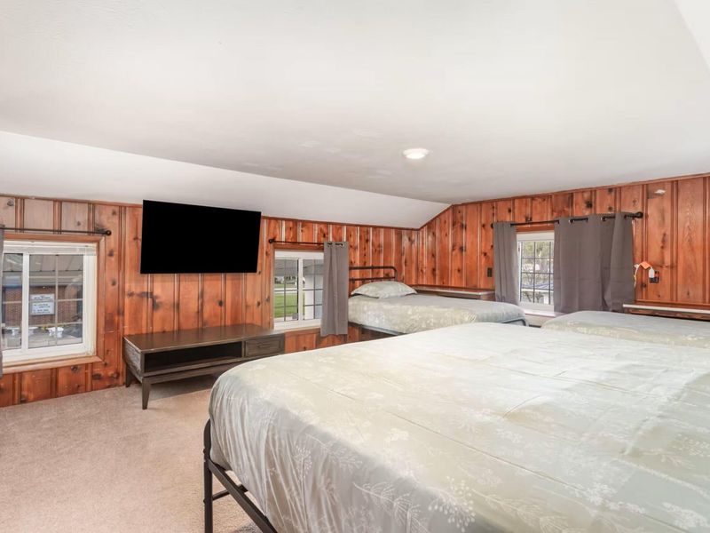 226 W Columbus Street , Nelsonville, OH 45764 Photo 18