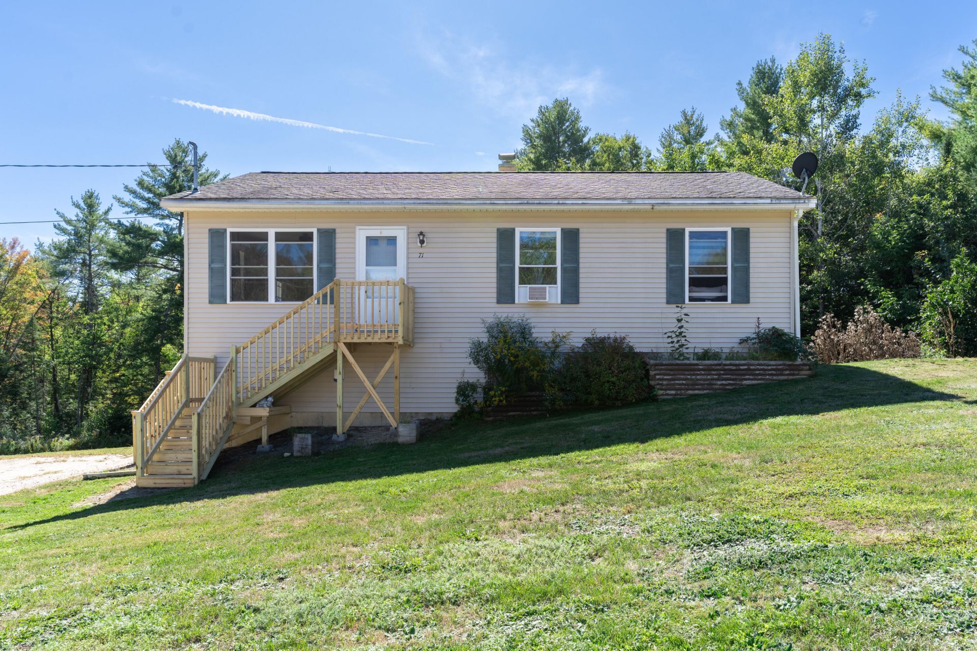 71 Bowdoinham Road, Lisbon, ME 04252 Main Photo