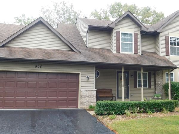 908 Addleman Street , Joliet, IL 60431