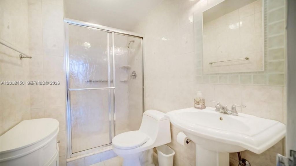 7441 Wayne Ave, Unit 6L, Miami Beach, FL 33141 Photo