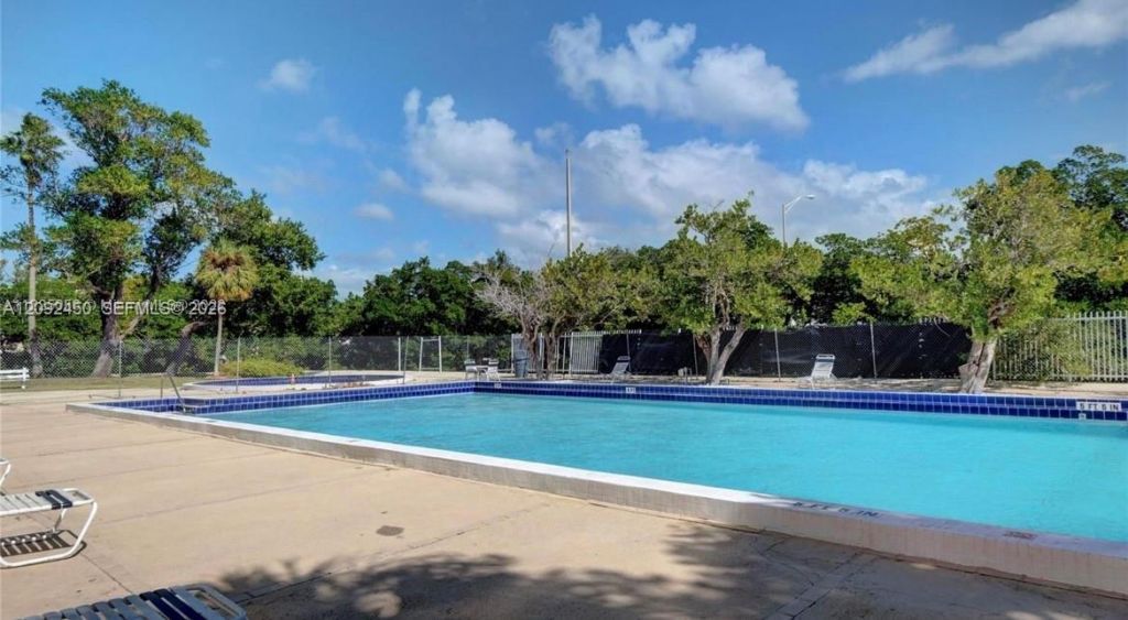 7441 Wayne Ave, Unit 6L, Miami Beach, FL 33141 Photo