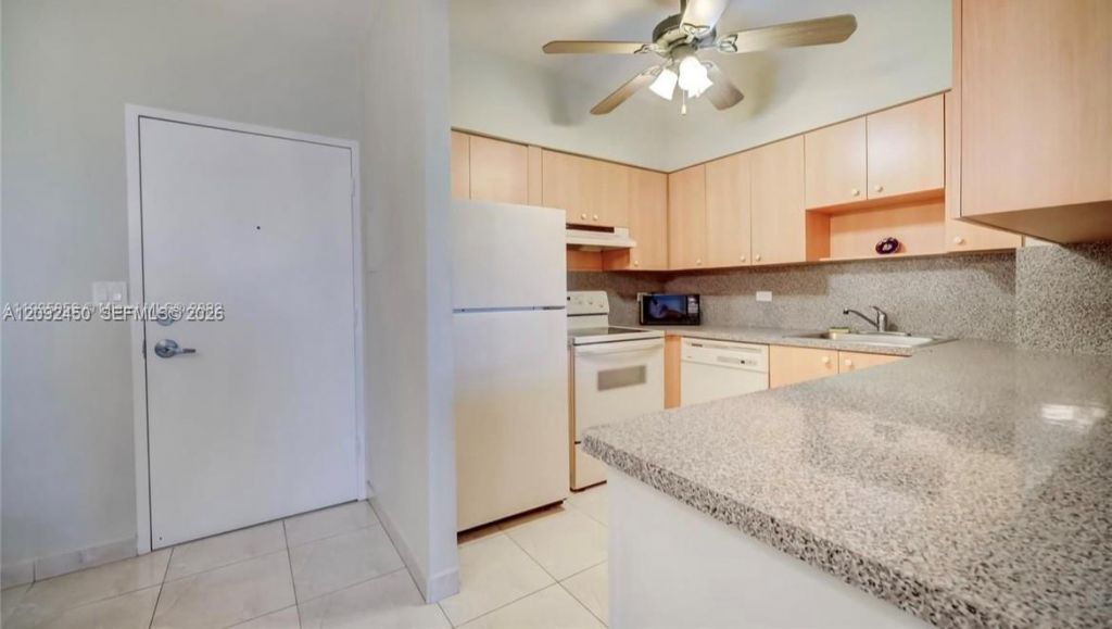 7441 Wayne Ave, Unit 6L, Miami Beach, FL 33141 Photo
