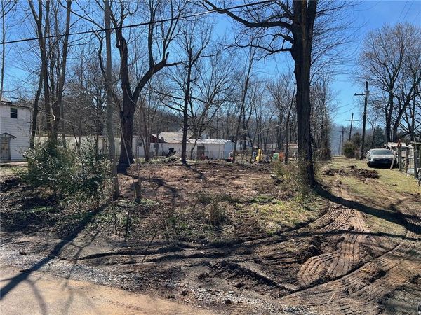 221 W Moffit Street , Sulphur Springs, AR 72768