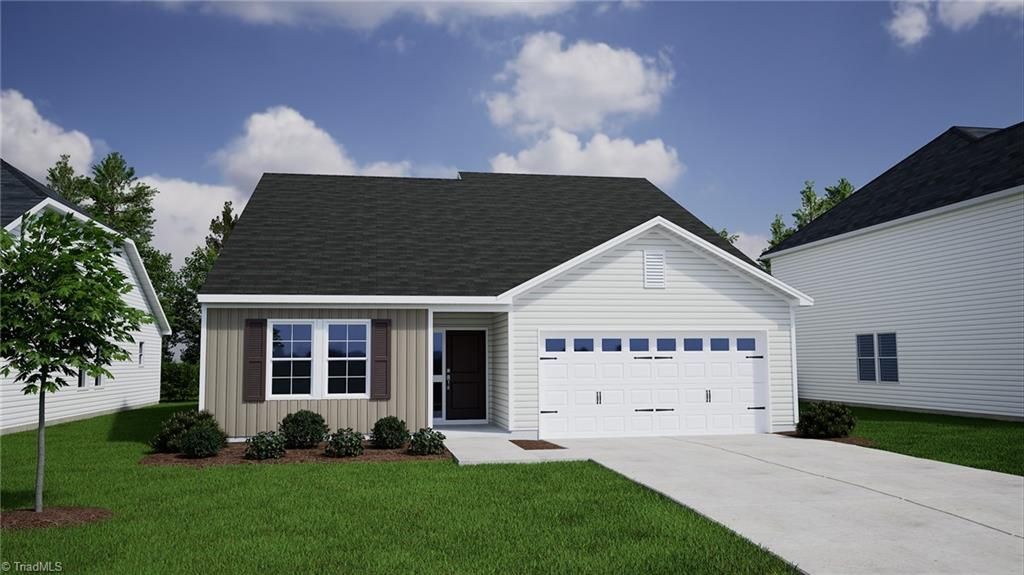 4724 Halter Drive, Clemmons, NC 27012 Main Photo