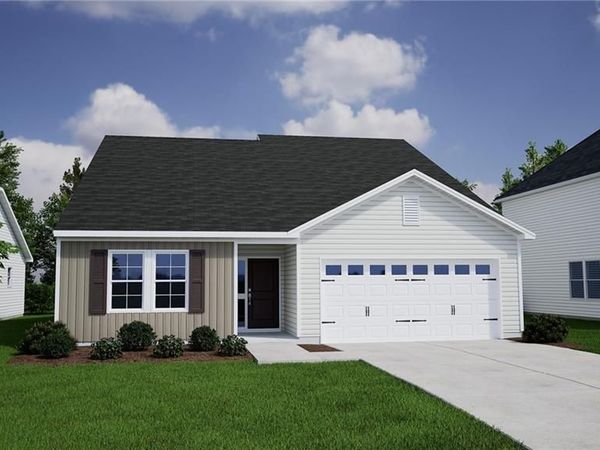4724 Halter Drive, Clemmons, NC 27012