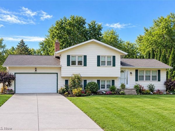 3971 Selnik Road , Kent, OH 44240