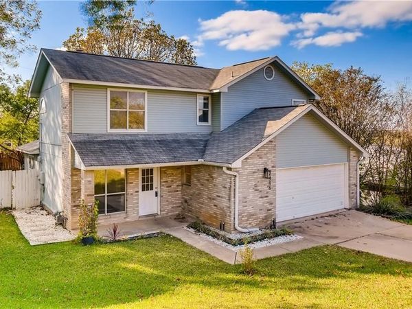 2406 Stirrup DR, Round Rock, TX 78681