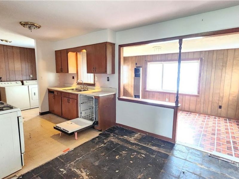7731 Southland Drive, Mentor on the Lake, OH 44060 Photo 14