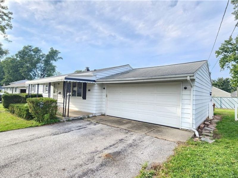 7731 Southland Drive, Mentor on the Lake, OH 44060 Photo 3