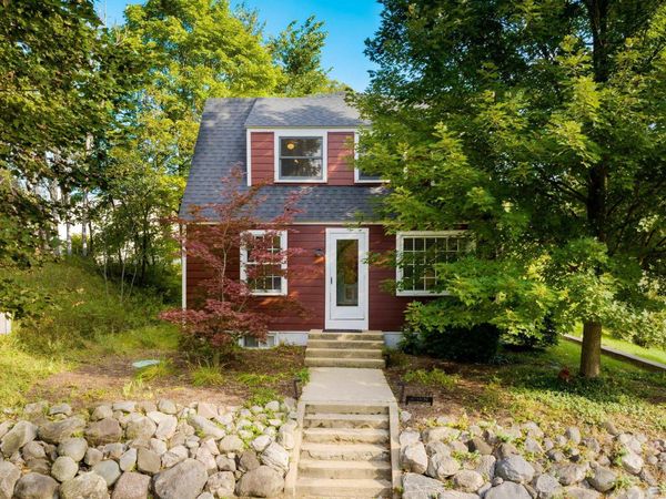 110 Park Drive W, Northport, MI 49670