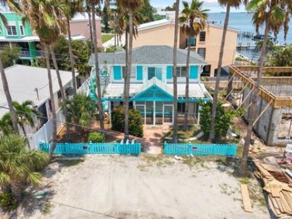 108 9TH ST N, Unit 1, BRADENTON BEACH, FL 34217